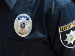 Полицейских задержали за "крышевание" наркопритона в Закарпатской области