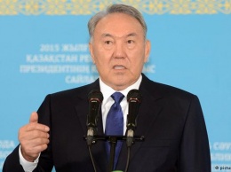 Назарбаев пообещал передать часть полномочий правительству и парламенту
