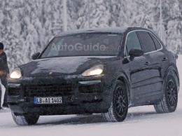 Новый Porsche Cayenne 2018 ожидаемо будет похож на Panamera