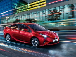 Объявлены сроки начала российских продаж Toyota Prius