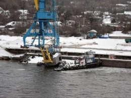 В реку Днепр вследствие аварии попало 300 тонн мазута