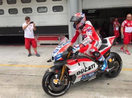 MotoGP: Кейси Стоунер оттестировал новый мотоцикл Ducati на трассе Сепанг