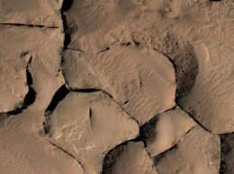 Ученые рассказали правду о происхождении хребтов на Марсе