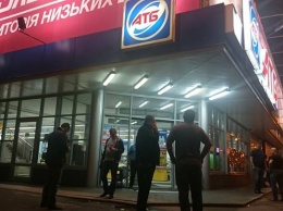 В Харькове неизвестный застрелим мужчину в супермаркете