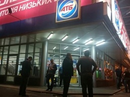 В Харькове в супермаркете "АТБ" неизвестный открыл стрельбу
