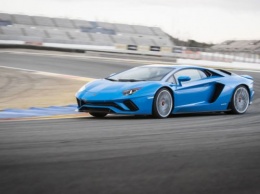 В Lamborghini раздумывают над созданием компактного спорткара