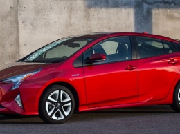 Гибридомобиль Toyota Prius вернется на российский рынок весной