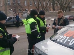 В Запорожье "под удар" попали таксисты