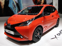 На авторынке Франции появился новый хэтчбек Toyota Aygo X-Glam