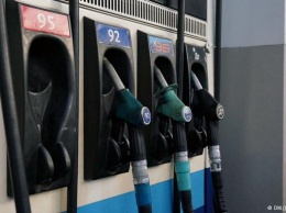 Литр за 40 рублей не предел: почему в России дорожает бензин