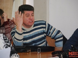 Депутат Солтис обвинил Сенкевича в том, что работники ЖЭКов вышли на пикет по его указанию