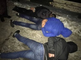 Под Киевом группа мужчин похитила и избила человека из-за кражи электроинструмента