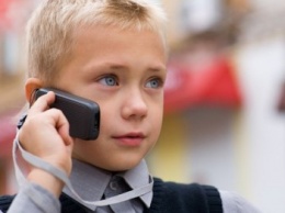 В Северодонецке неизвестный силой отобрал телефон у школьника