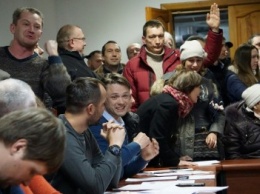 Каменской горизбирком дал старт сбору подписей за отзыв двух депутатов горсовета