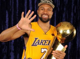 У бывшего игрока Los Angeles Lakers Дерека Фишера украли чемпионские перстни