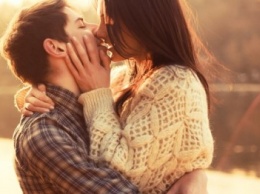 Сайт 06277 объявляет фотоконкурс для влюбленных пар "Самый сладкий поцелуй" ко Дню Святого Валентина!