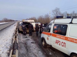 ДТП на трассе Днепр-Запорожье: водителя вырезали из машины