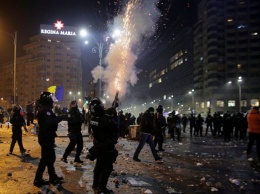 Румыния протестует: полиция применила слезоточивый газ