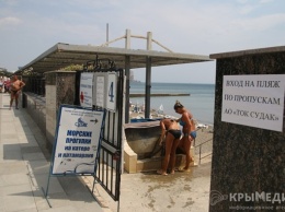 В Судаке закрыли доступ на четыре пляжа (ФОТО)