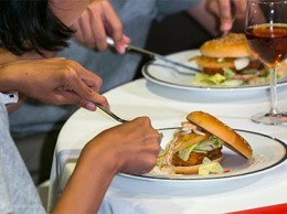 «Макдоналдс» предложил австралийцам меню для гурманов