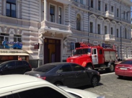 Милиция Харькова ищет взрывчатку в здании ОГА и админсуде