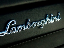 Lamborghini представит в Пеббл-Бич 800-сильный HyperVeloce