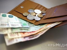 В Крыму выросли зарплаты муниципальных служащих