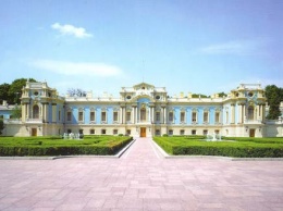 Правительство выделило 100 млн грн на реставрацию «Маринки» в Киеве
