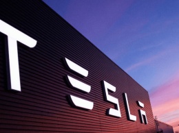 Американская компания Tesla Motors меняет название