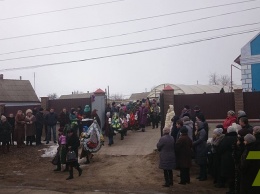 На похороны овидиопольского головореза пришли около 200 человек