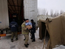 Пункт помощи при Днепропетровском облсовете: в Авдеевку нужны валенки и обогреватели