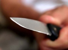 В Тернополе отец приставил нож к горлу жене и ребенку