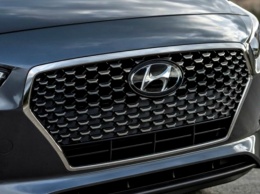 Американское подразделение Hyundai распространило тизеры нового хэтча i30