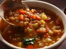 Суп из чечевицы: 3 простых и полезных рецепта