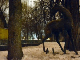 Из центрального парка Каменского похитили и сдали на металлом бронзовую скульптуру олененка