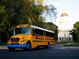 Американских школьников пересадят на электрические автобусы