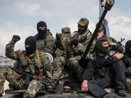 Кремлевские наемники бегут из Донбасса, прихватив оружие