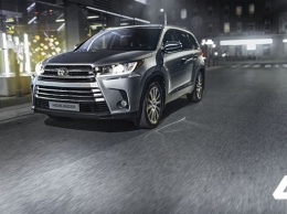 В России стартовали продажи обновленного кроссовера Toyota Highlander