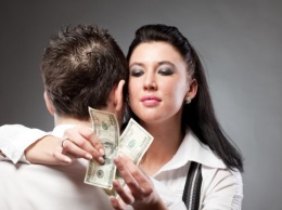 Ученые выяснили, почему женщины готовы платить за секс