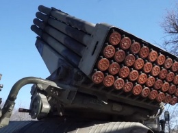ИС: Боевики везут на передовую тонны снарядов, назад - груз 200