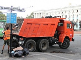 В Симферополе из 38 машин для вывоза мусора 15 сломаны