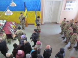 На Харьковщине попрощались с погибшим воином АТО