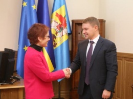 Посол США посетила предприятия Киевской области