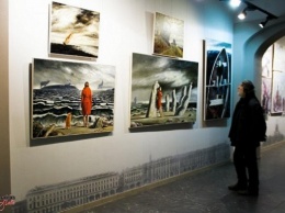 В Петербурге заработала выставка современных российских художников «Муза должна работать»