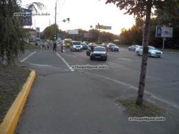 ДТП в Киеве: на Краснозвездном Ford C-Max протаранил BMW - пострадала девушка. ФОТО