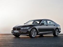 BMW 7-Series: известна цена в рублях