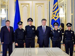 Президент Украины подписал закон «О национальной полиции»