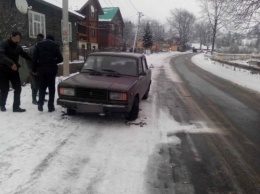 Страшное ДТП в Закарпатье: под колеса авто попала 7-летняя девочка (Фото)