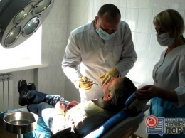 Ежедневно в стоматологическую поликлинику обращаются 240 павлоградцев