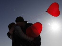 В день влюбленных в Ромнах пройдет флешмоб поцелуев